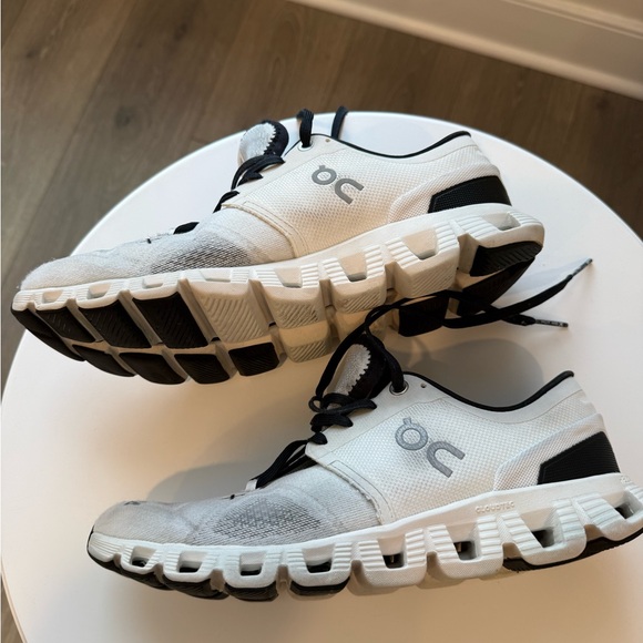 On Running Cloud X White and Black Sneakers - Picture 8 of 13